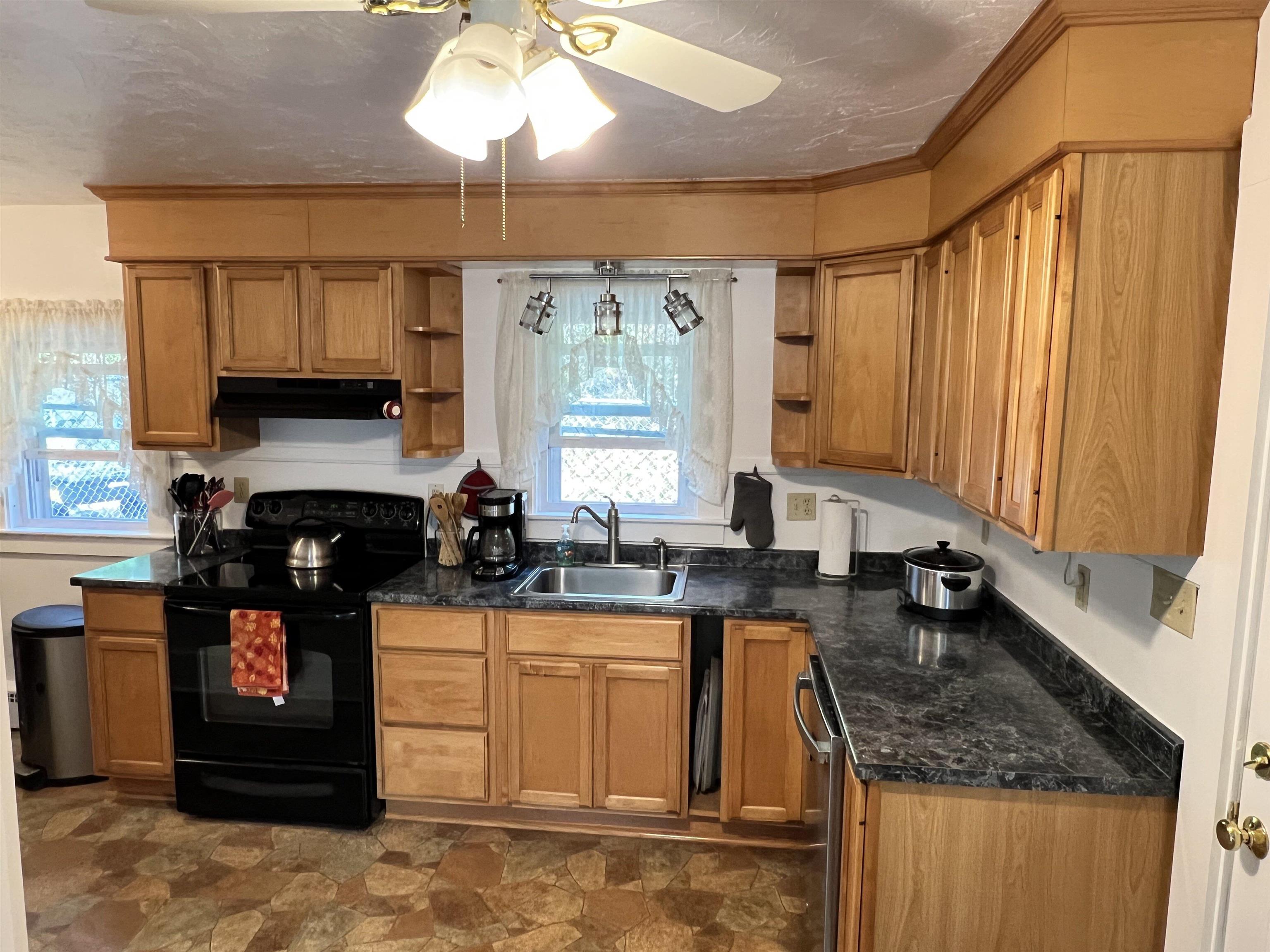 214 Main Street Alton, NH 03809 - Photo 6 of 32