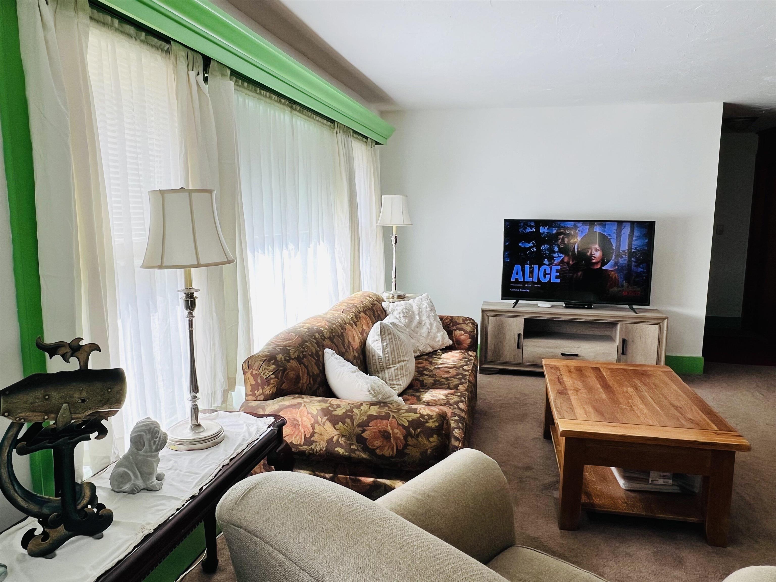 214 Main Street Alton, NH 03809 - Photo 10 of 32