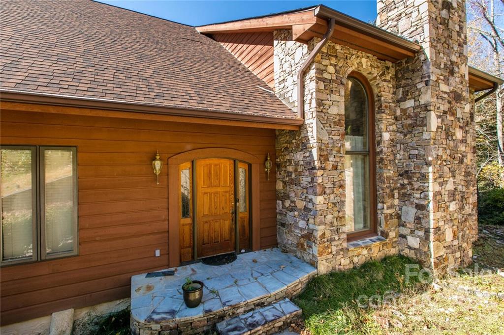 4470 Cove Loop Road Hendersonville, NC 28739 - Photo 3 of 46 Gallery Image 3