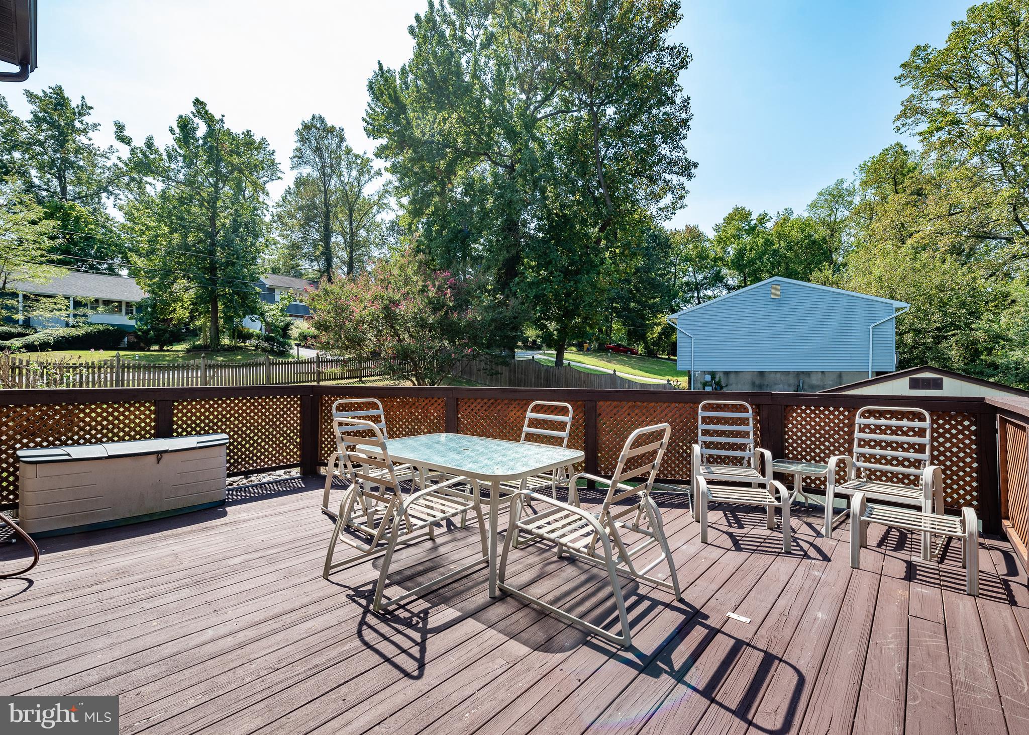 1152 Hampton Road Annapolis, MD 21409 - Photo 27 of 38 Rear Deck