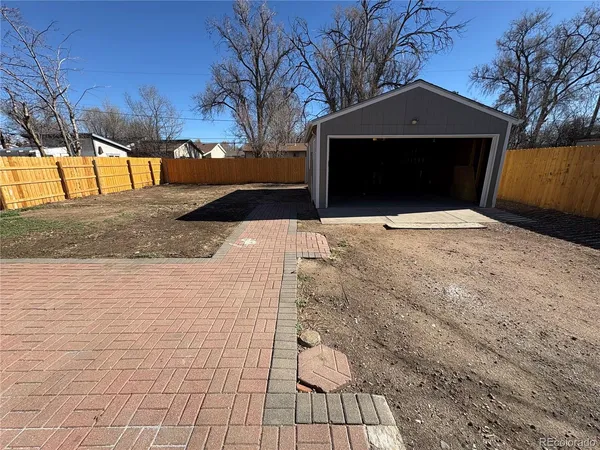 $1,595 | 111 Easy Street, Colorado Springs, CO 80911