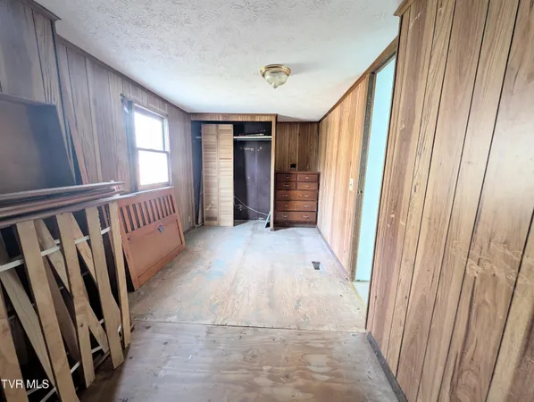 $65,000 | 155 Selfe Drive, Clintwood, VA 24228