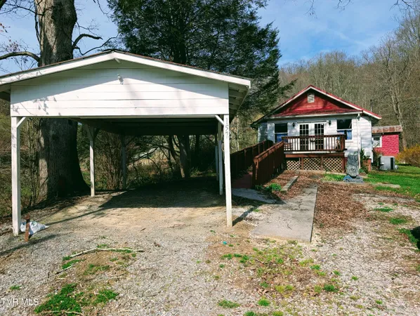 $65,000 | 155 Selfe Drive, Clintwood, VA 24228