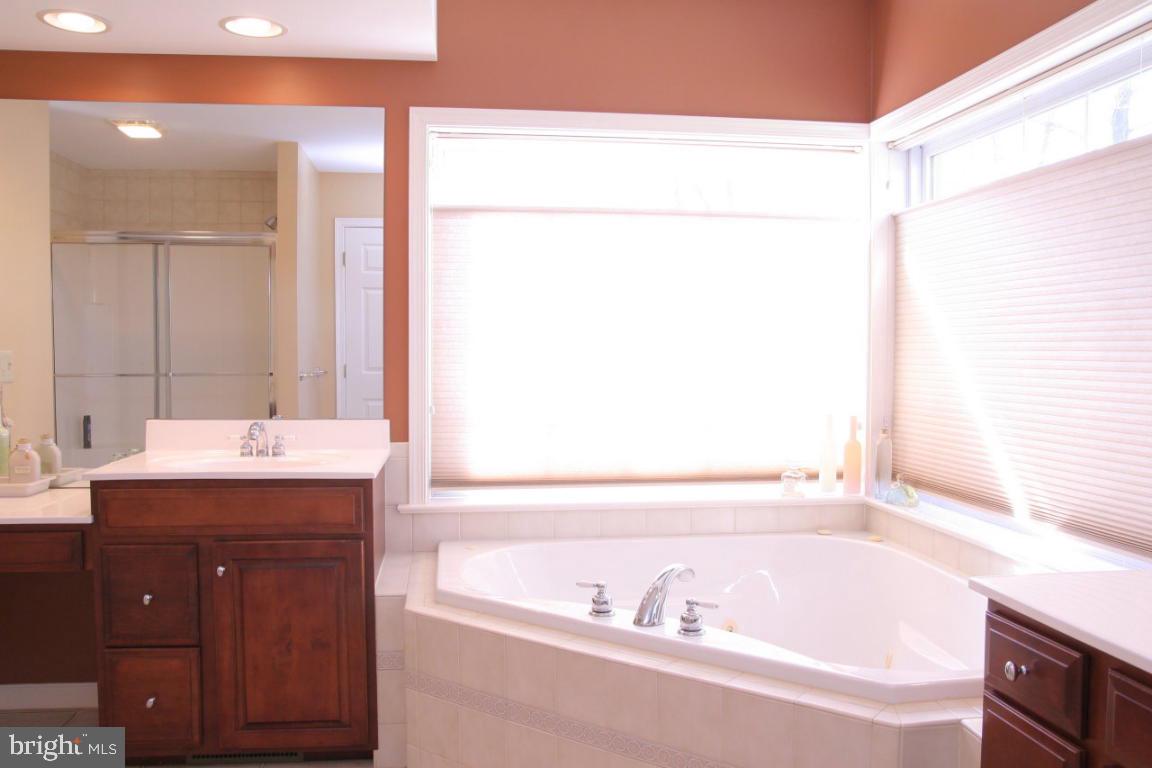 24 Apple Drive Lititz, PA 17543 - Photo 13 of 14