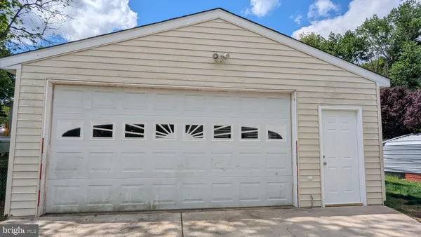 $3,250 | 153 Polk Drive, Manassas Park, VA 20111