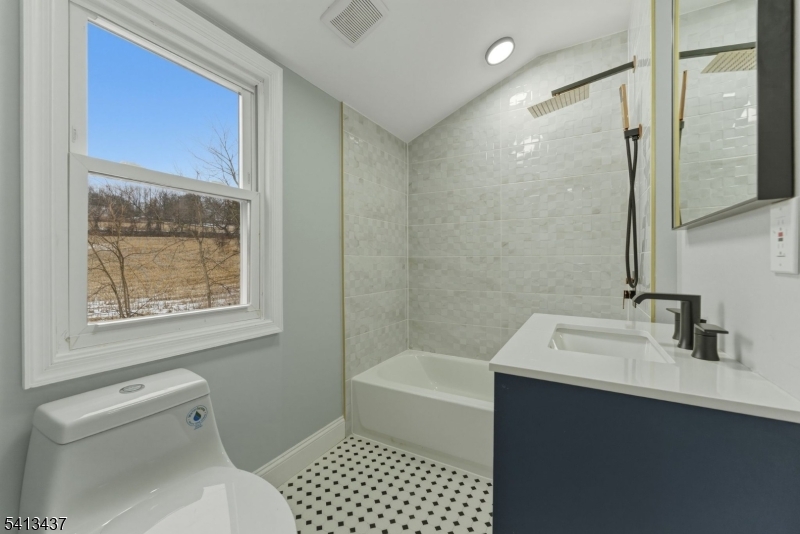1821 Belvidere Road Phillipsburg, NJ 08865 - Photo 26 of 32