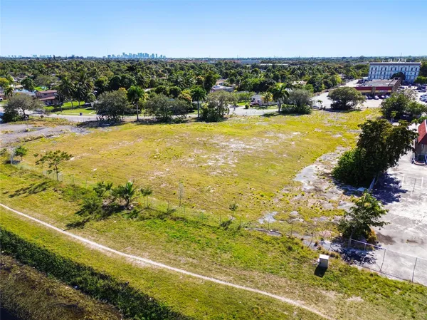 $2,850,000 | 3900 Northwest 37th Street, Lauderdale Lakes, FL 33309