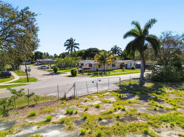 $2,850,000 | 3900 Northwest 37th Street, Lauderdale Lakes, FL 33309