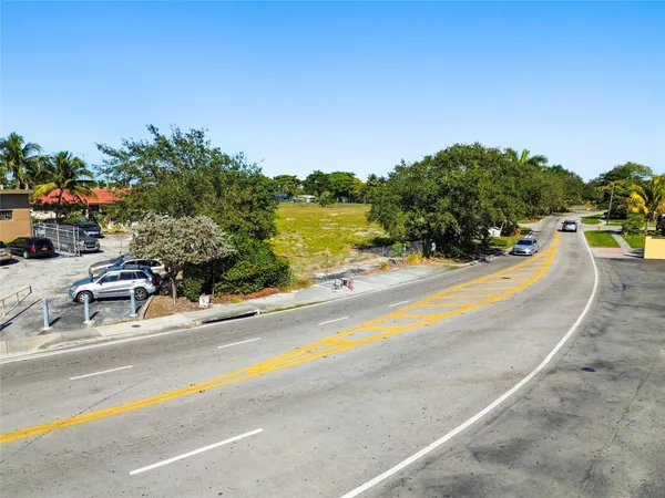 $2,850,000 | 3900 Northwest 37th Street, Lauderdale Lakes, FL 33309