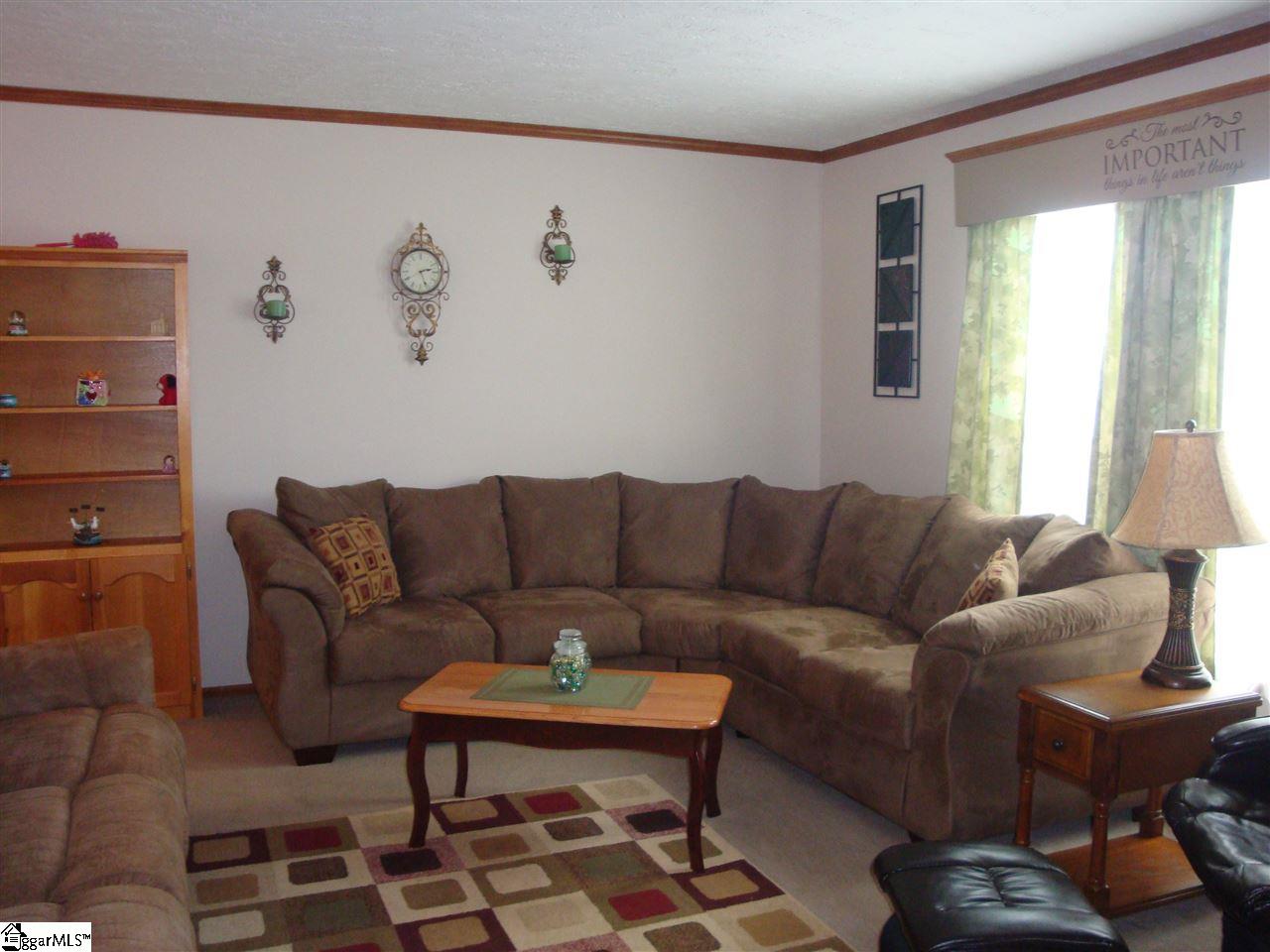 829 Amethyst Lane Inman, SC 29349 - Photo 2 of 32