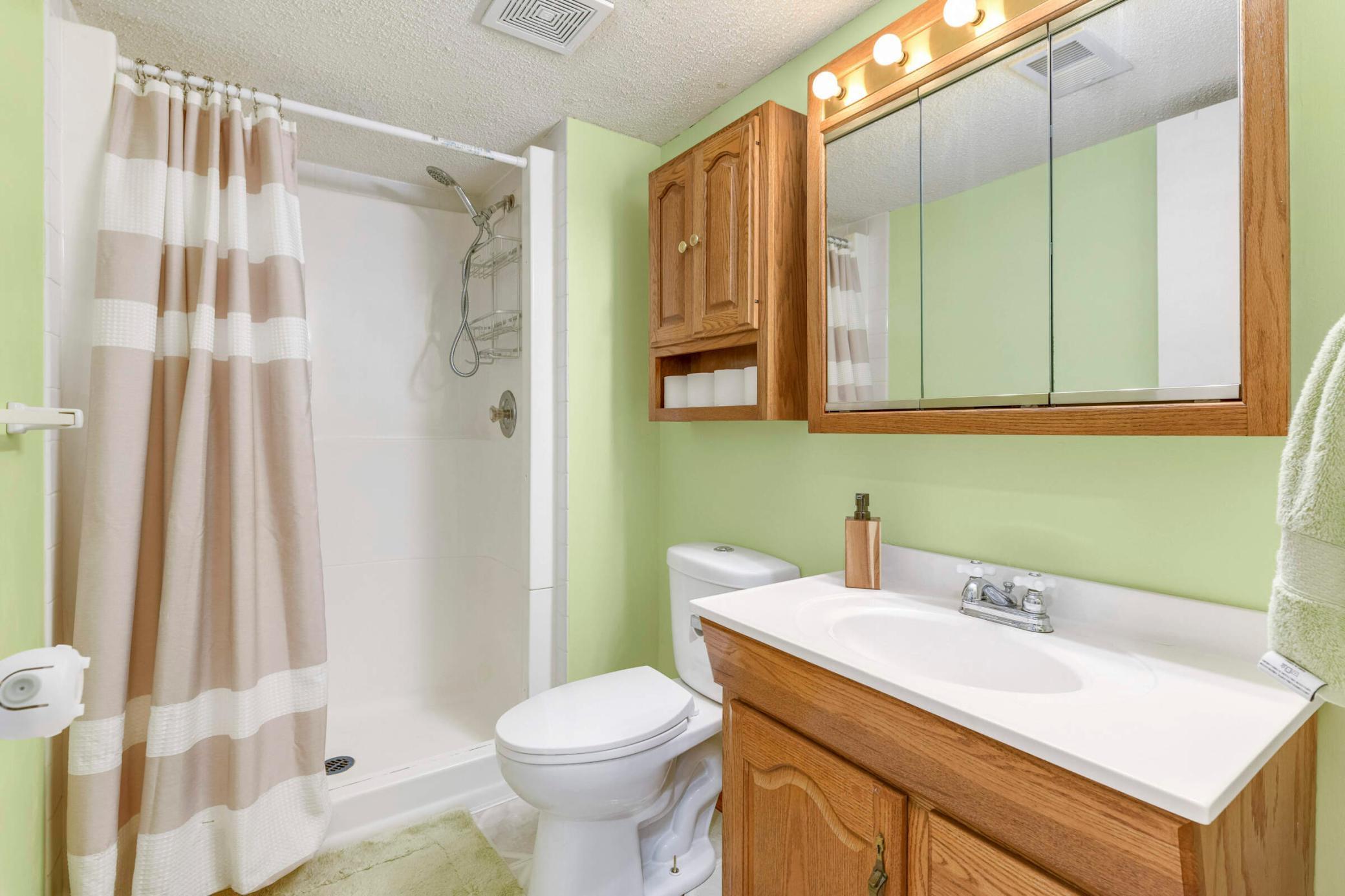 7048 Springhill Circle Eden Prairie, MN 55346 - Photo 19 of 31 Gallery Image 19
