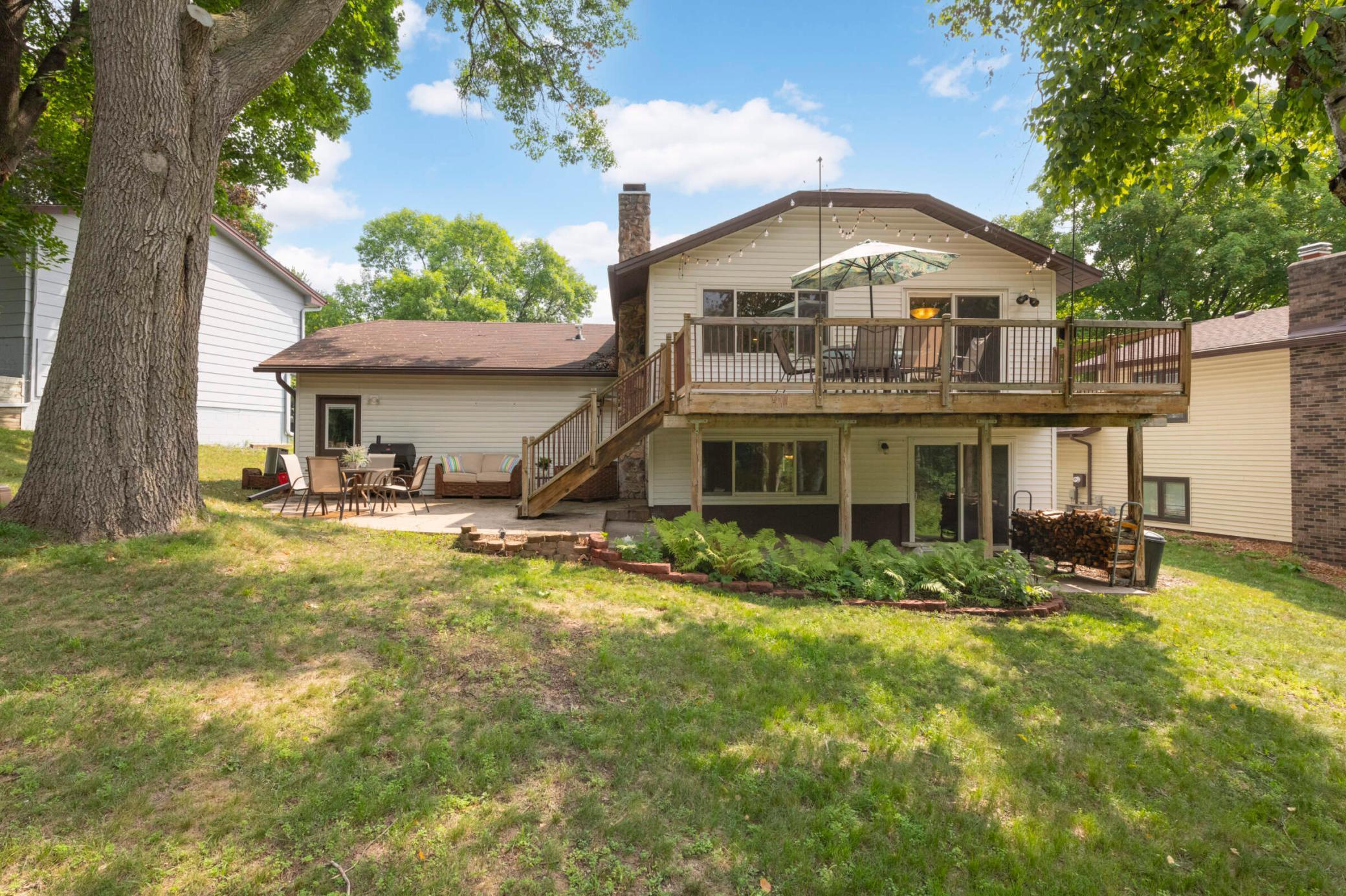 7048 Springhill Circle Eden Prairie, MN 55346 - Photo 24 of 31 Gallery Image 24