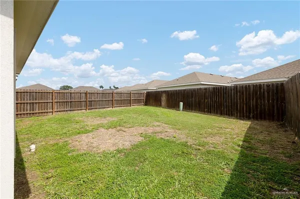 $1,100 | 3803 Las Vistas Lane, Unit 4, Weslaco, TX 78596
