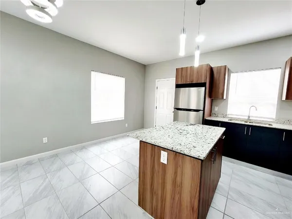 $1,100 | 3803 Las Vistas Lane, Unit 4, Weslaco, TX 78596