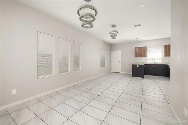 $1,100 | 3803 Las Vistas Lane, Unit 4, Weslaco, TX 78596