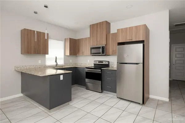 $1,100 | 3803 Las Vistas Lane, Unit 4, Weslaco, TX 78596
