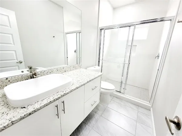 $1,100 | 3803 Las Vistas Lane, Unit 4, Weslaco, TX 78596