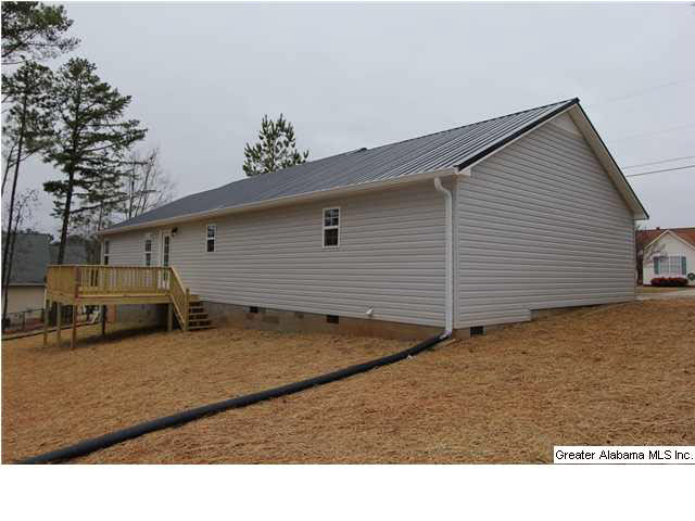 48 Jones Street Jacksonville, AL 36265 - Photo 12 of 32