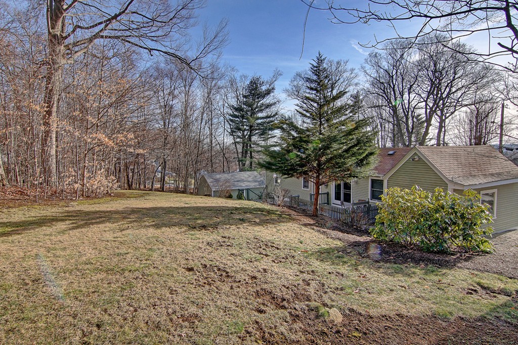 35 Birch Road Cumberland, RI 02864 - Photo 28 of 30 Gallery Image 28