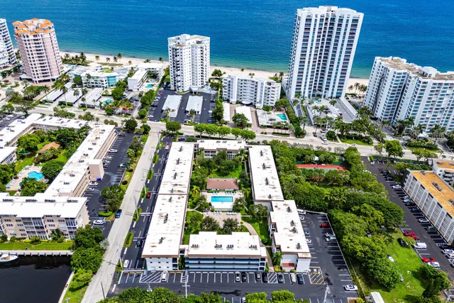 a picture of city view