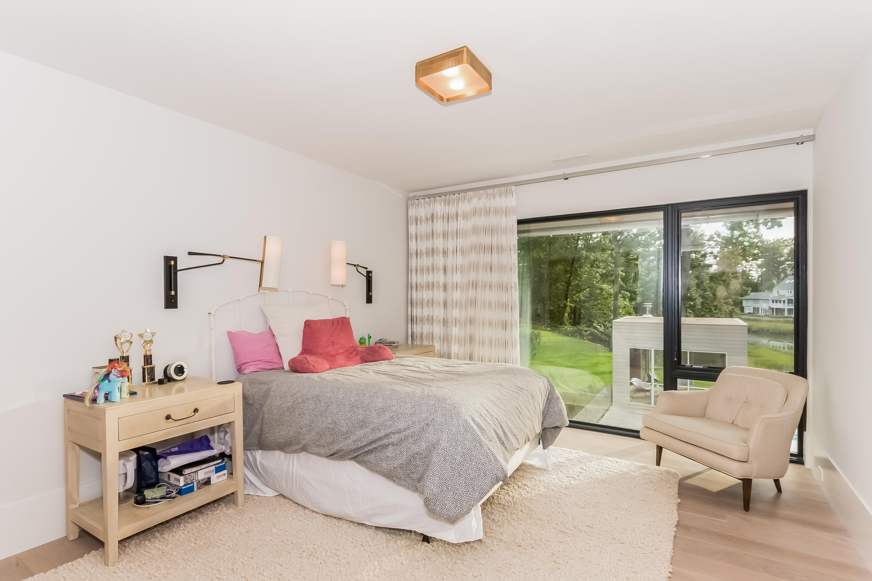 1 Beverly Place Darien, CT 06820 - Photo 24 of 45 a bedroom with a bed and a window