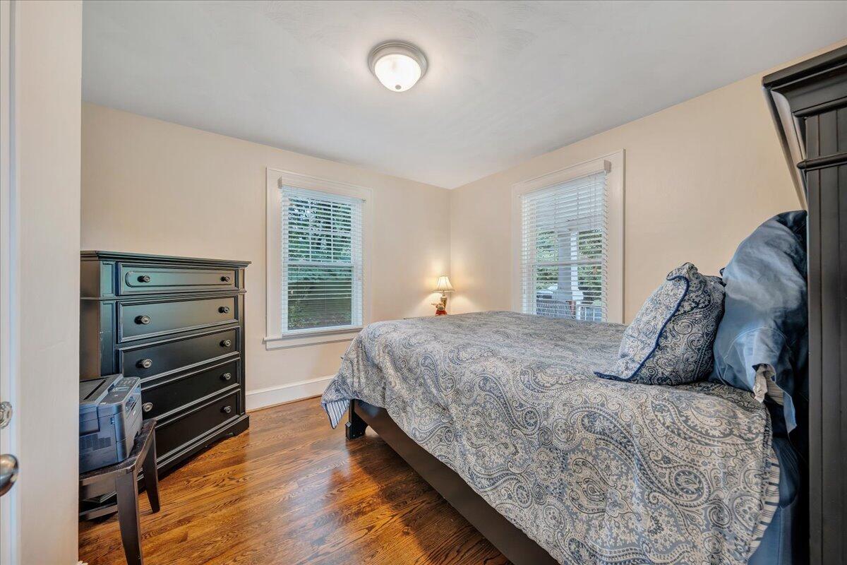 2821 McVitty Road Roanoke, VA 24018 - Photo 5 of 40 05-MIB05206