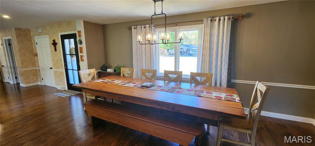 5 Forest Court Chester, IL 62233 - Photo 11 of 57