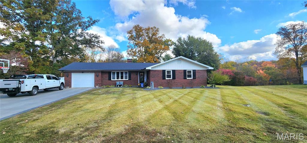 5 Forest Court Chester, IL 62233 - Photo 2 of 57