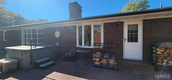 $310,000 | 5 Forest Court, Chester, IL 62233