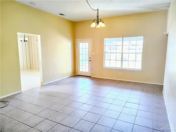 $1,500 | 3412 Martin Avenue, McAllen, TX 78504