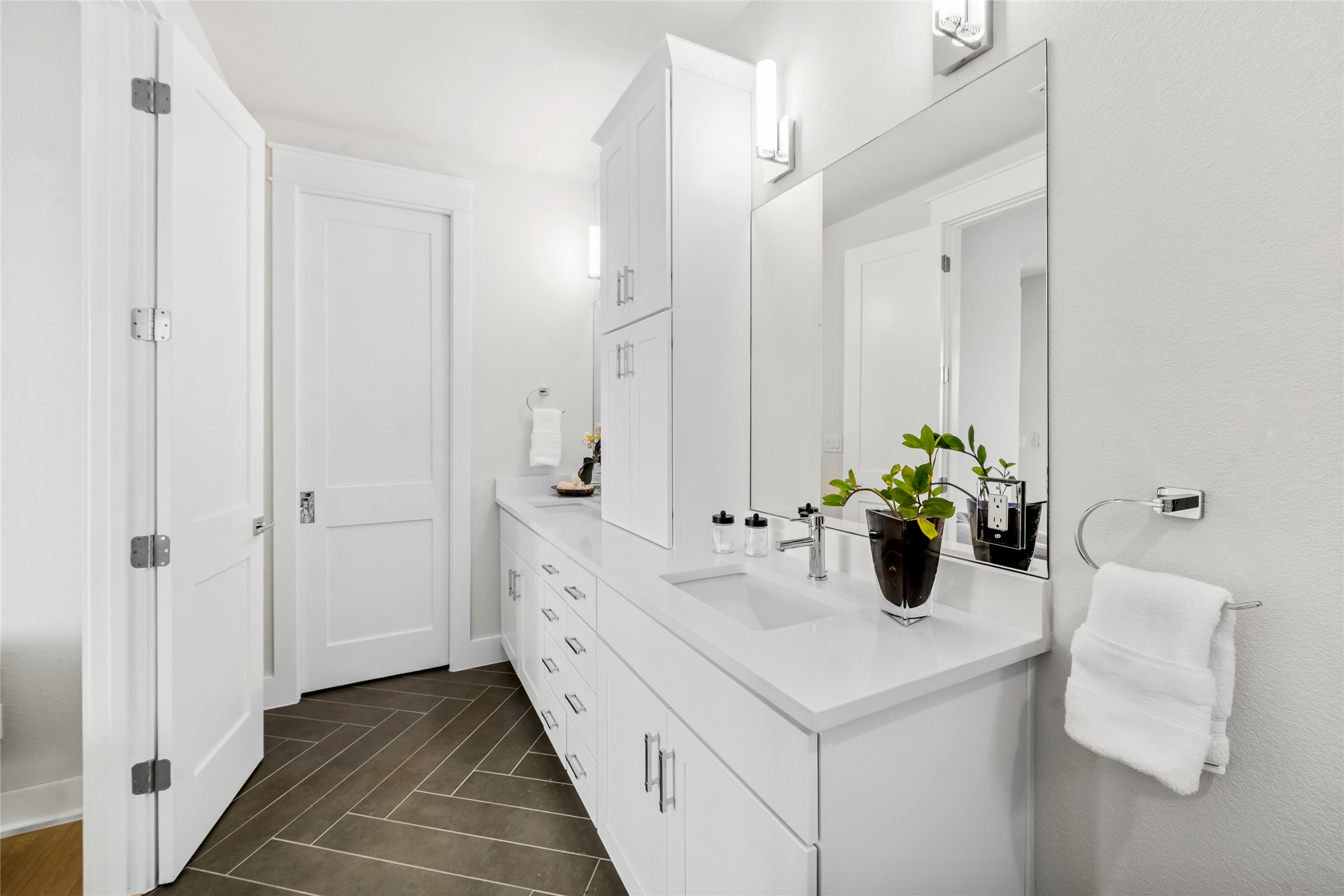 5002 Pecan Springs Road, Unit 8 Austin, TX 78723 - Photo 29 of 35 Double Vanity with Custom Built in Cabinets