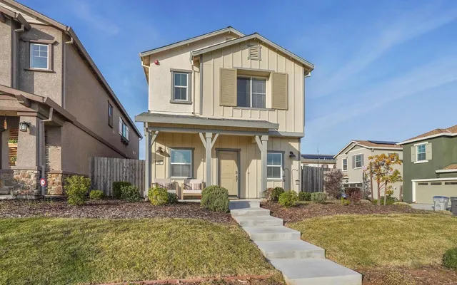 $585,000 | 701 Niemann Street, Winters, CA 95694