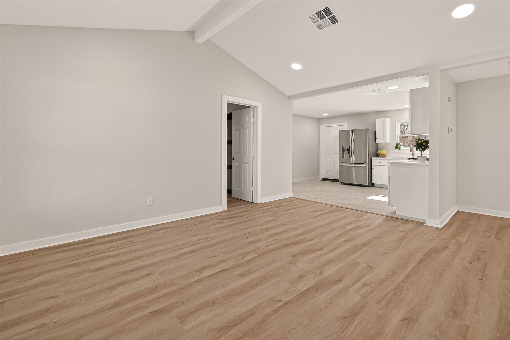 1822 Kowis Street Houston, TX 77093 - Photo 5 of 23