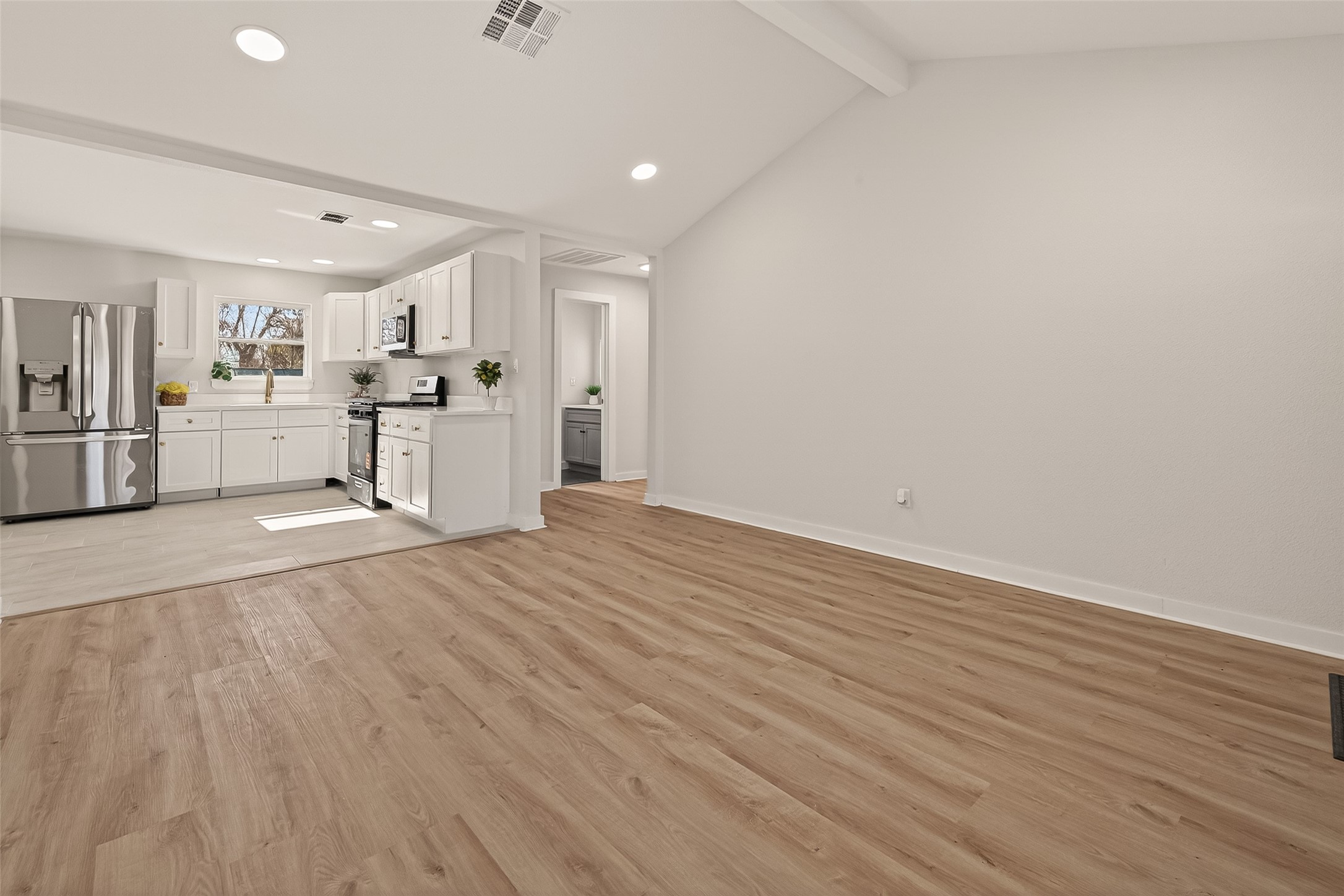 1822 Kowis Street Houston, TX 77093 - Photo 6 of 23