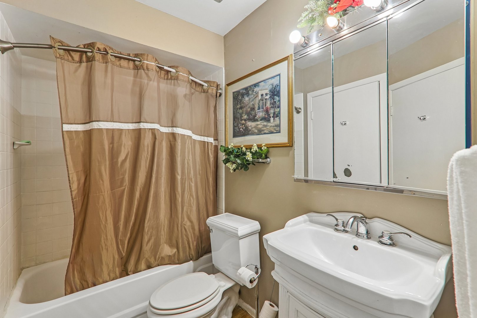 1308 Inverrary Lane, Unit 16D Palatine, IL 60074 - Photo 14 of 23