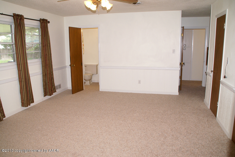 5124 Arden Road Amarillo, TX 79110 - Photo 16 of 42 a view of small space