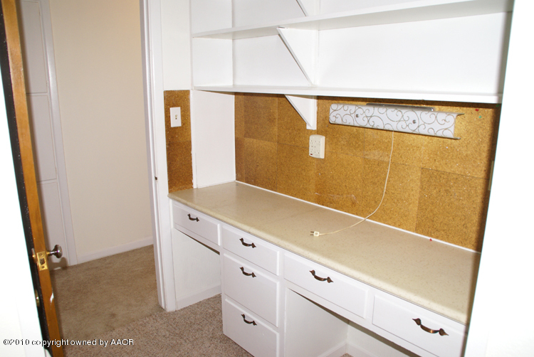 5124 Arden Road Amarillo, TX 79110 - Photo 29 of 42 a close view of utility room