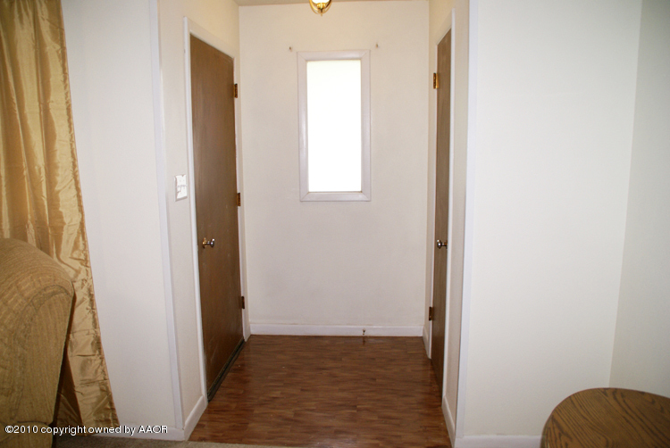 5124 Arden Road Amarillo, TX 79110 - Photo 5 of 42 a view of front door