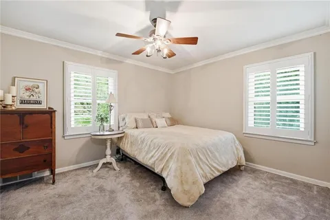 $425,000 | 1216 West 97th Street, Kansas City, MO 64114