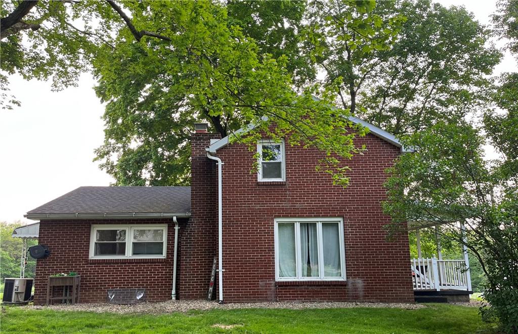 358 Heasley Road Pulaski, PA 16143 - Photo 5 of 24 Gallery Image 5