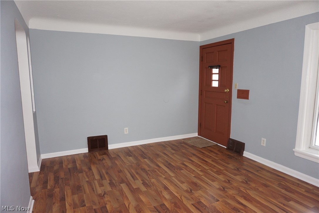 3802 Highland Road Cleveland, OH 44111 - Photo 7 of 24