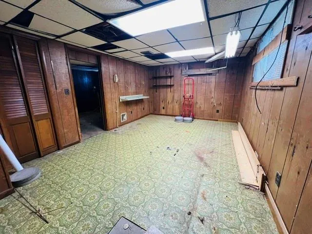 $139,900 | 318 North Cochise Drive, Independence, MO 64056