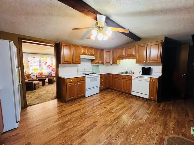 $139,900 | 318 North Cochise Drive, Independence, MO 64056