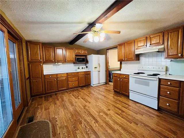 $139,900 | 318 North Cochise Drive, Independence, MO 64056