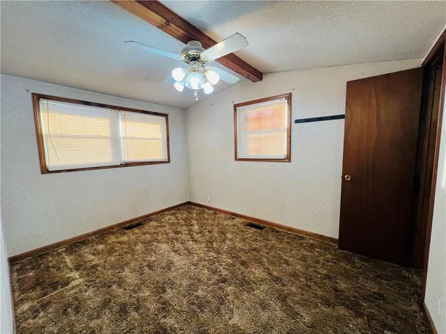 $139,900 | 318 North Cochise Drive, Independence, MO 64056