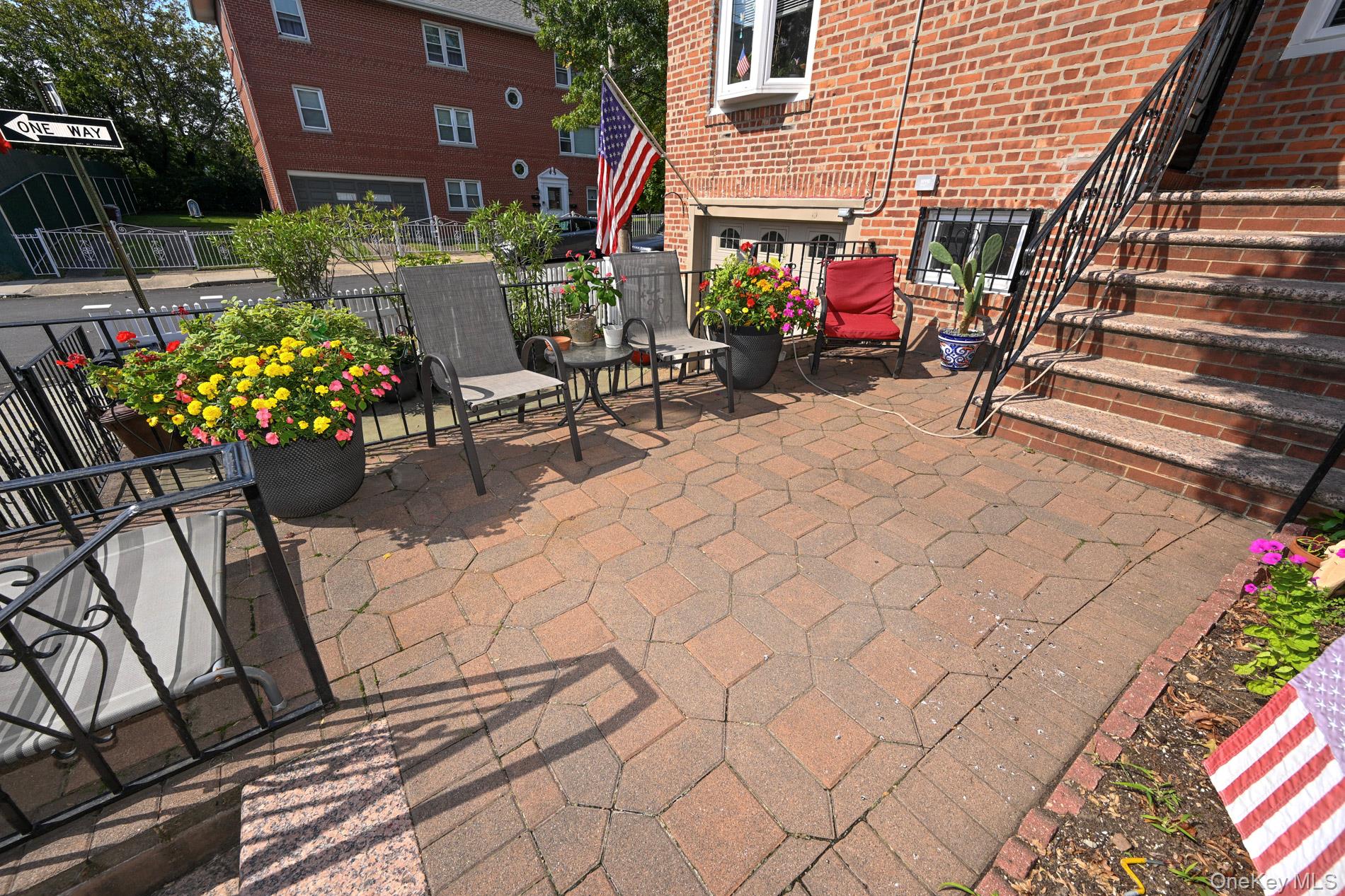 7601 58th Road Queens, NY 11379 - Photo 25 of 26 Gallery Image 25