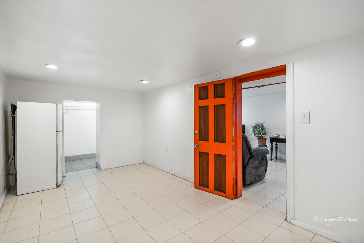 4954 West Byron Street Chicago, IL 60641 - Photo 23 of 42