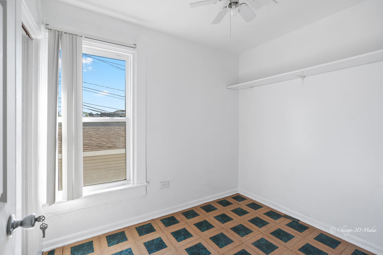 4954 West Byron Street Chicago, IL 60641 - Photo 32 of 42 a view of an empty room