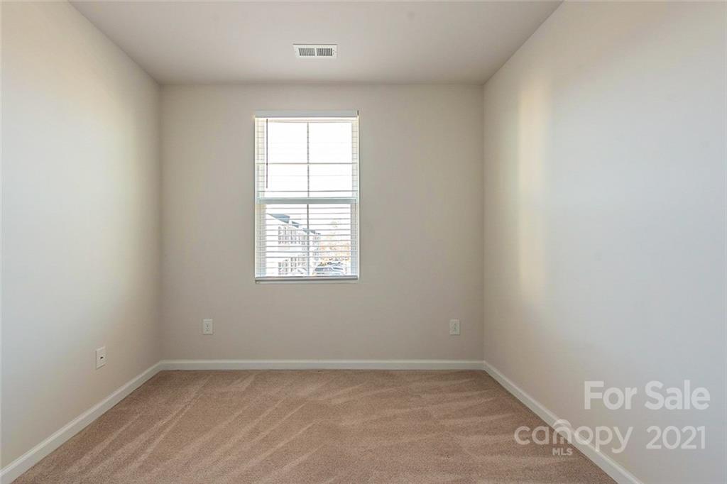 988 Rushing Lane Fort Mill, SC 29715 - Photo 12 of 16 Gallery Image 12