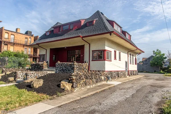 $129,900 | 135 Porter Street Northeast, Warren, OH 44483